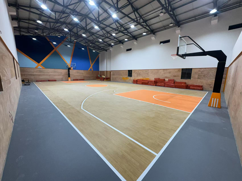 浙江桐乡某活动中心篮球场